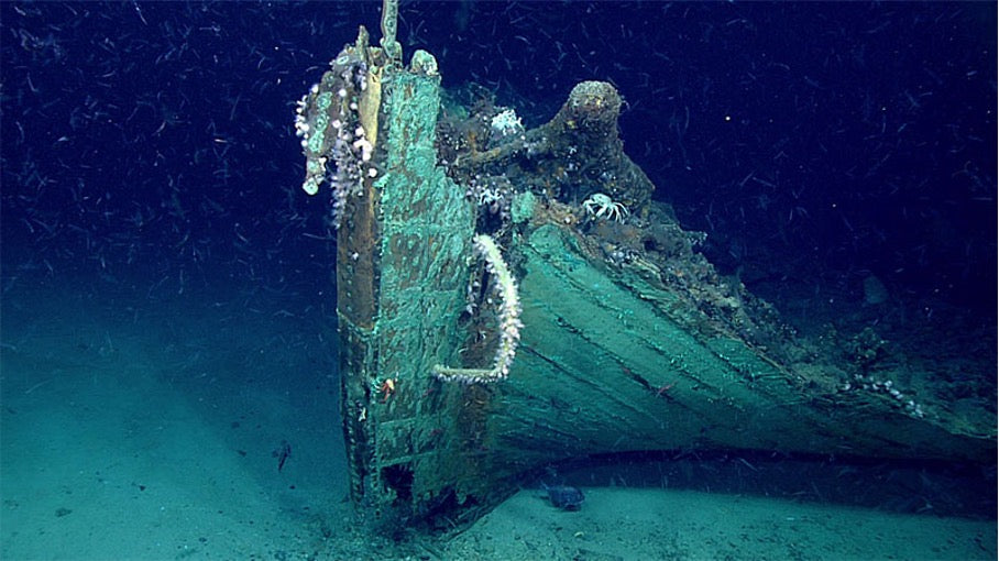 Shipwreck at the bottom of the ocean.